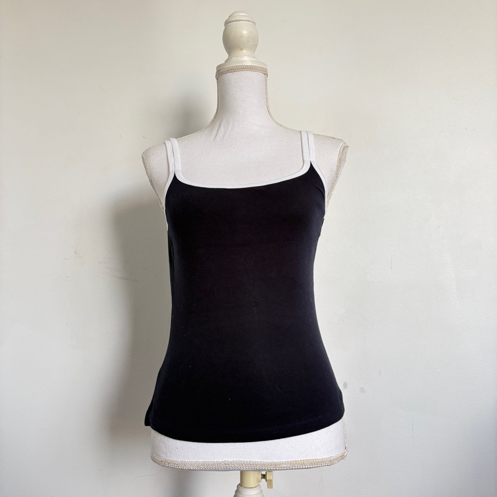 Y2K navy and white tank top.